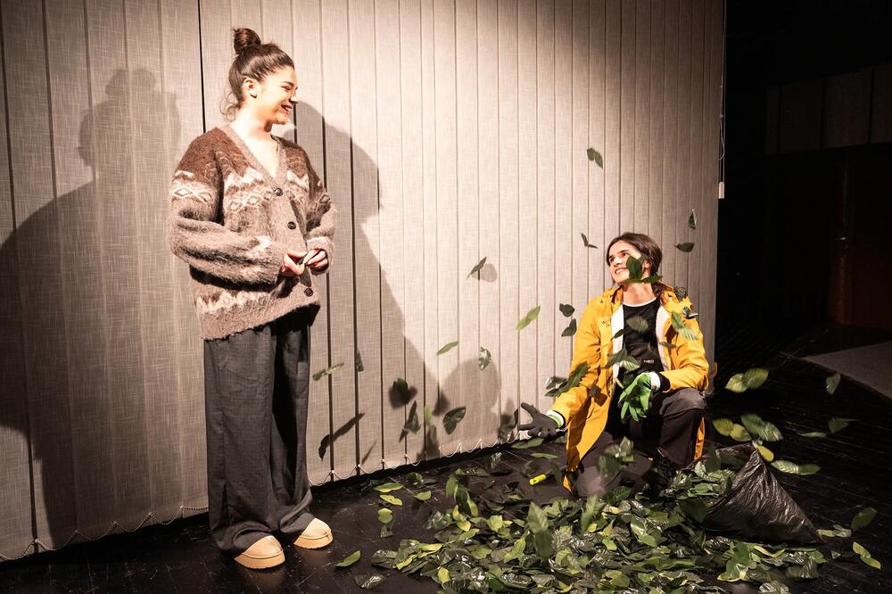 Scena iz predstave, Foto: KIC Budo Tomović