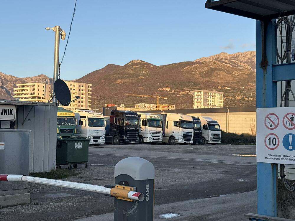 blokada Luke Bar, protest prevoznika Bar, protest prevoznika u Baru