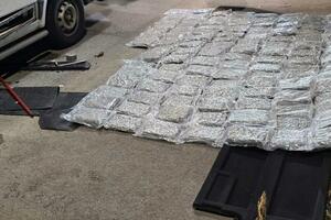 Na GP Jabuka zaplijenjeno oko 60 kg marihuane u vozilu...