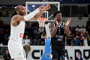 Trento se pita, a ni poraz Turk Telekoma u turskom derbiju ne...