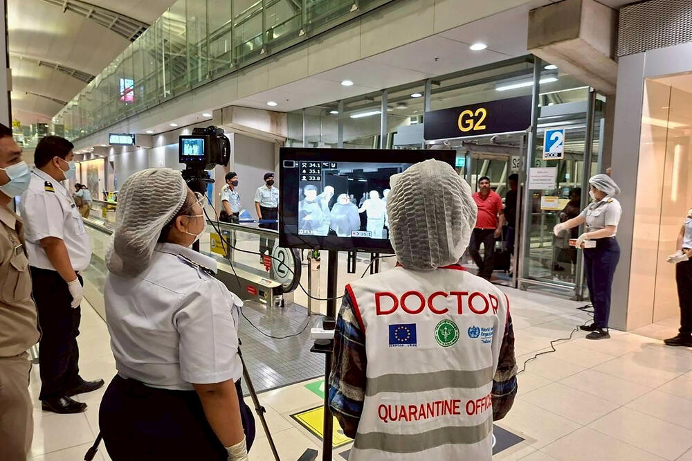 Kontrole na aerodromu u Bangkoku, Foto: Rojters