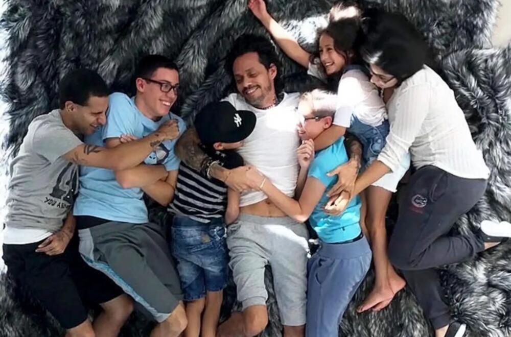 Pohvalio se svojom porodicom na Insagramu