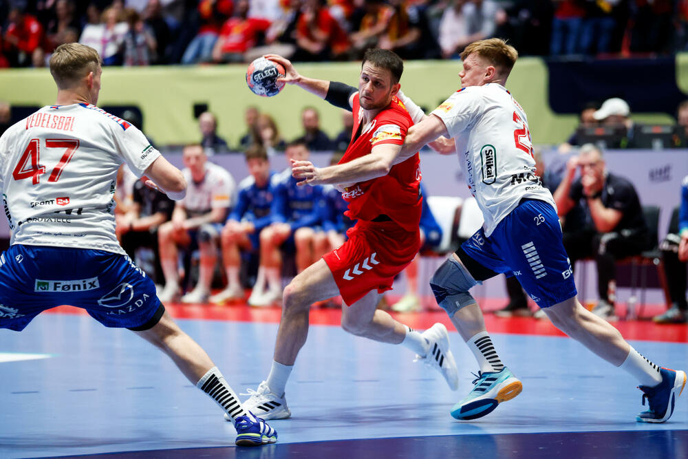 Mogući novi dueli sa Farskim Ostrvima: Radojica Čepić