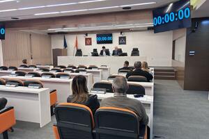 Sjednica bez kvoruma, nisu došli "Budva naš grad", DPS, ali ni NSD...