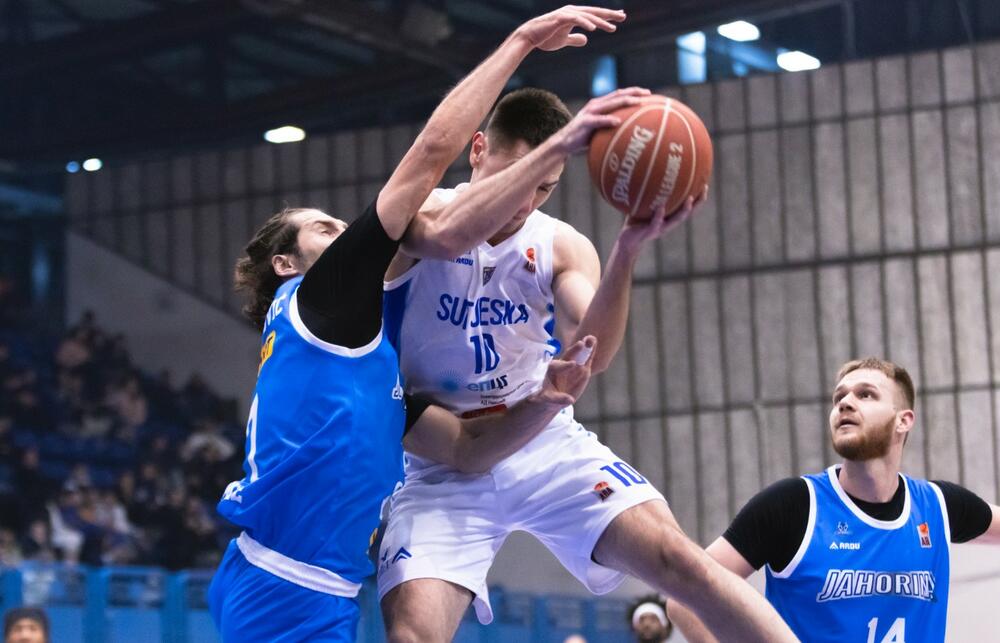 Težak poraz Sutjeske u Skoplju i kraj snova o ABA ligi