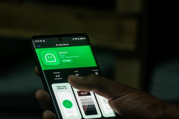 Jesi li mrtav? &ndash; aplikacija koja život svodi na preživljavanje