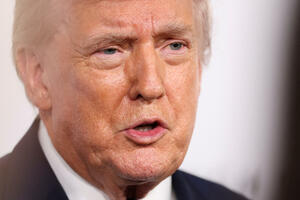 Tramp prijeti carinama državama koje snabdijevaju Kubu naftom