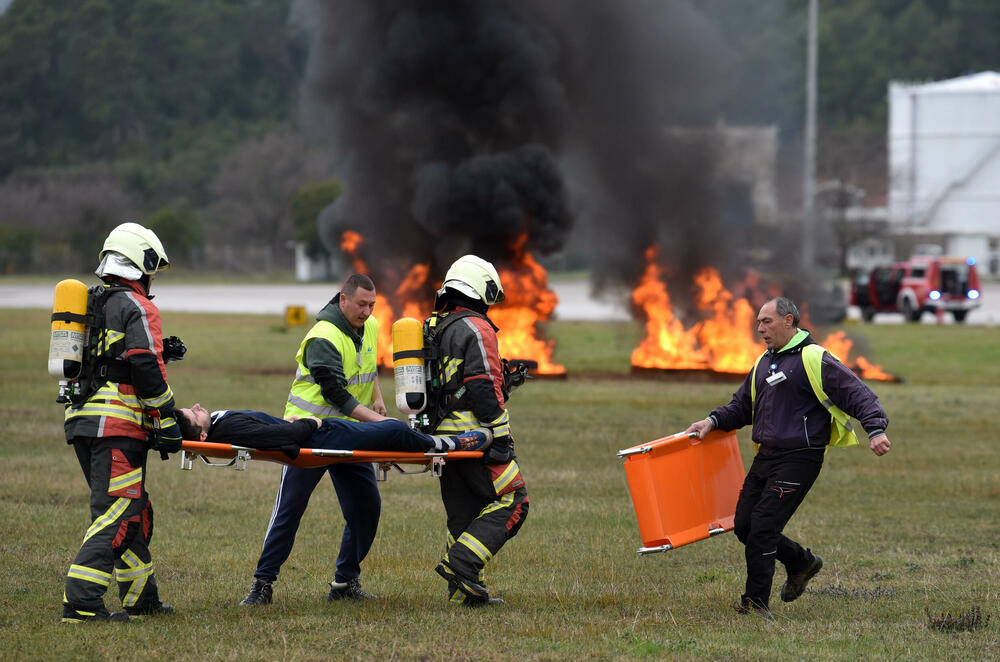 <p>Simulirali udes aviona na slijetanju</p>