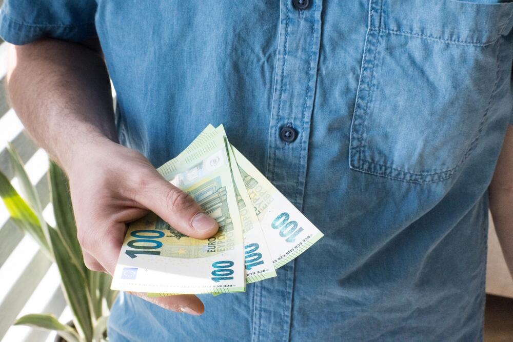 Kad ti otjeraju brata iz države, rasture porodicu, ostane samo da im kažeš - nemam šta 