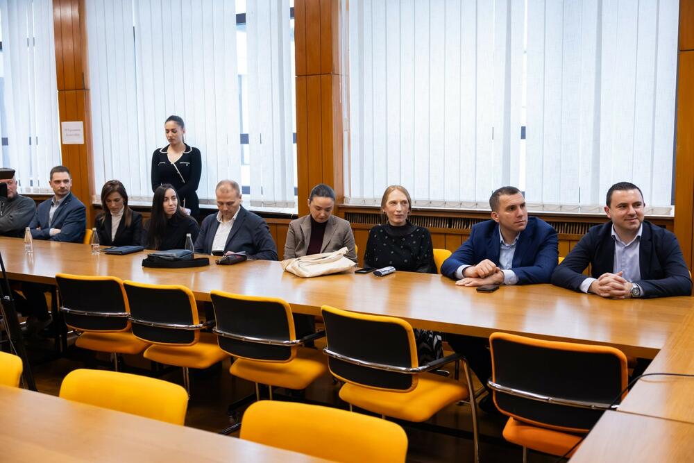 <p>Započet projekat spoljnjeg uređenja Filozofskog i Filološkog fakulteta, investicija vrijedna više od 800.000 eura</p>