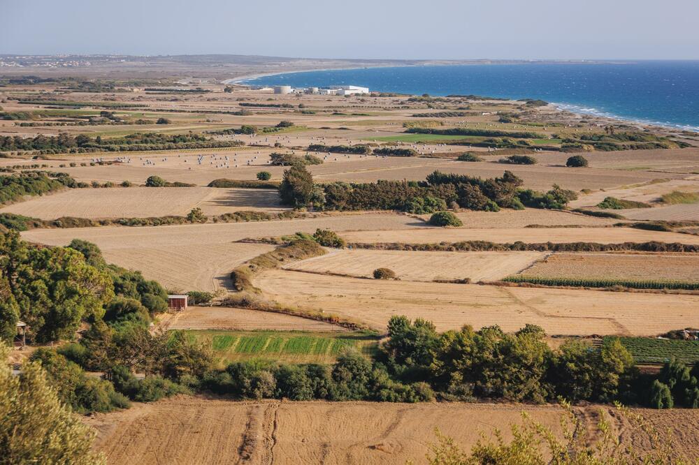 Pogled na područja poznata kao Suverene baze Akrotiri i Dekeliju, Foto: Shutterstock