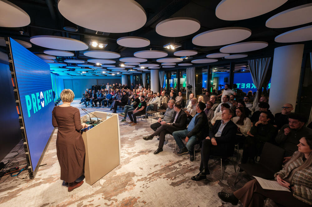 <p>Aleksa Bigović izabran za direktora Preokreta. Predsjedništvo je za šefa medijskog tima izabralo Mirka Perovića, a za šefa Kancelarije za socijalna pitanja Dragana Sošića</p>