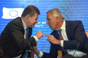 Raduje se našoj posjeti, sjajan lik: Iz prepiske Lajčaka i Epstina...