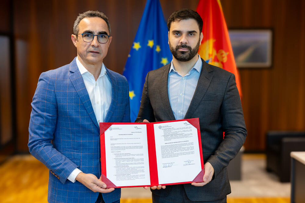 Neđeljko i Filip Radulović, Foto: Ministarstvo pomorstva