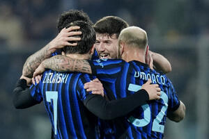 Interov niz nastavljen u Kremoni