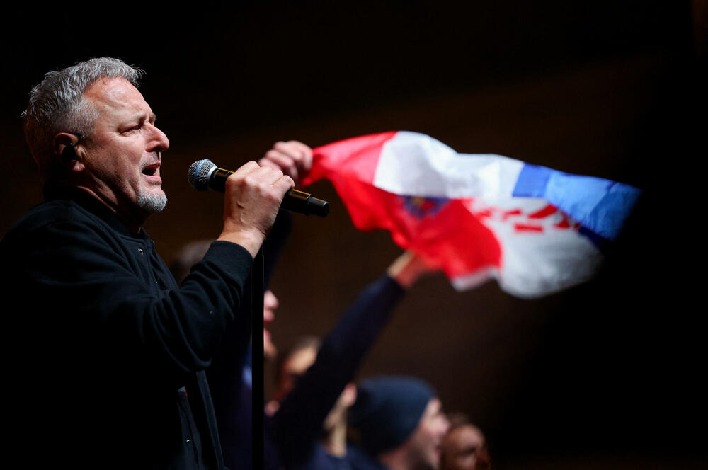 <p>Gradonačenik Zagreva rekao da HDZ kontroliše Tompsona i da ga već godinu dana koristi za rušenje gradske vlasti</p>