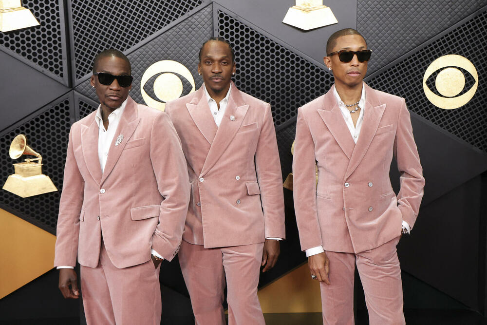 Malis, Pušta Ti i Farel Vilijams