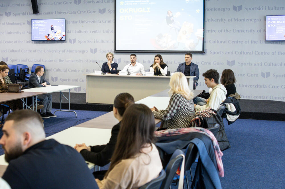 Sa okruglog stola, Foto: PR Centar