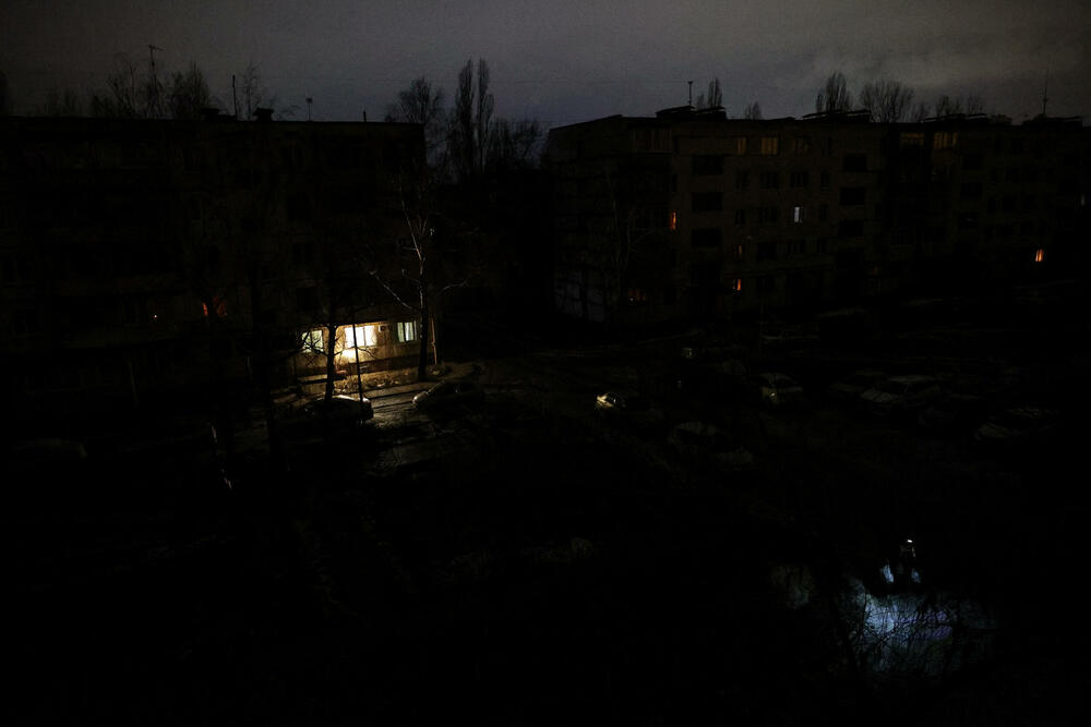 <p>Vjačeslav Gladkov je u sumornom video-snimku objavljenom na Telegramu poslije ponoći rekao da gradski zvaničnici održavaju hitan sastanak kako bi osmislili plan djelovanja</p>