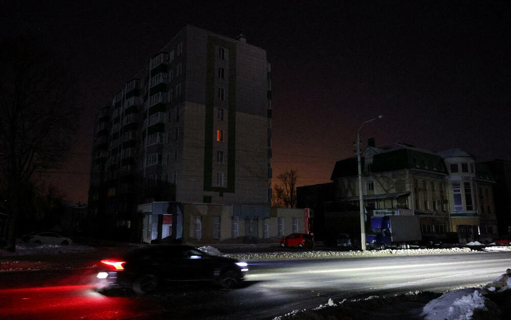 <p>Vjačeslav Gladkov je u sumornom video-snimku objavljenom na Telegramu poslije ponoći rekao da gradski zvaničnici održavaju hitan sastanak kako bi osmislili plan djelovanja</p>