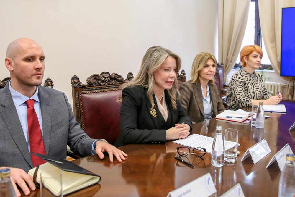 Sa sastanka, Foto: CBCG