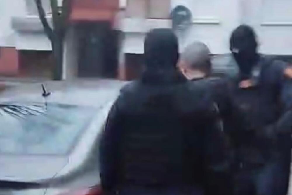 Hapšenje osumnjičenog, Foto: Uprava policije