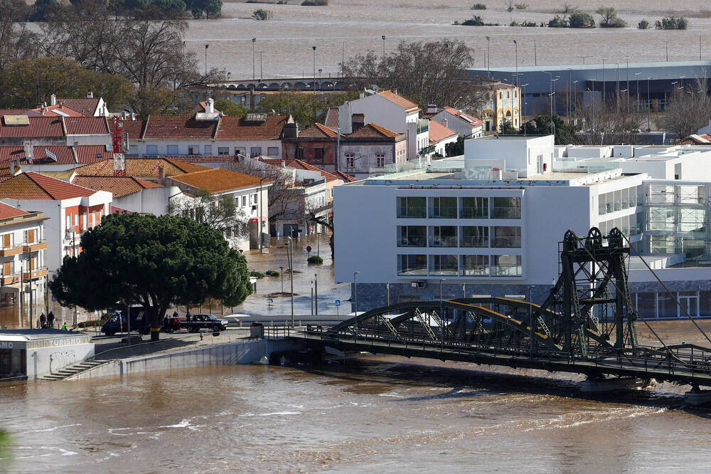 <p>Portugalski premijer Luiš Montenegro, koji dolazi iz desnog centra, odbio je da stane iza kandidata socijalista</p>