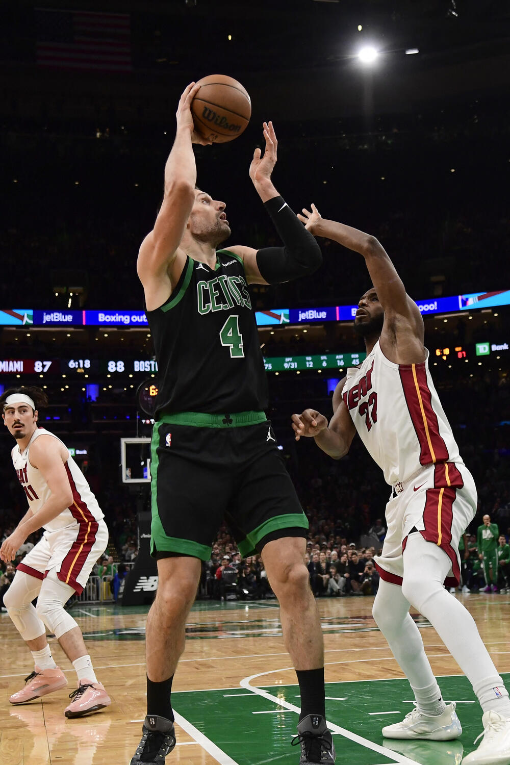 Kada će se Vučević vratiti, Tejtum: Naporno radi, nadam se brzo