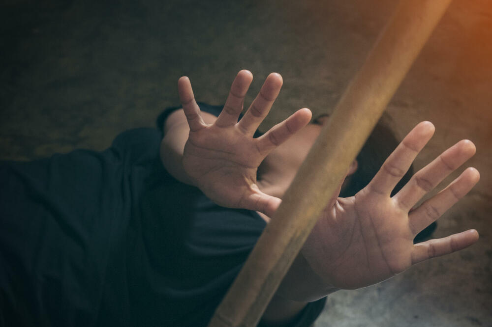 Batine jedan od načina za naplatu (Ilustracija), Foto: Shutterstock