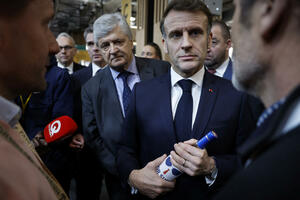 Makron upozorava na dalje napetosti u odnosima sa SAD: Evropa...