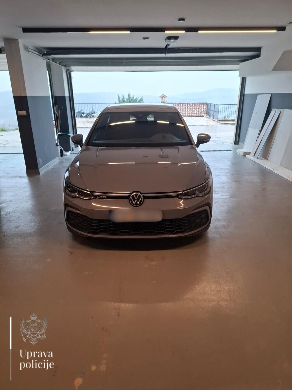 <p>Jedno od oduzetih vozila vrijedno oko pola miliona eura</p>