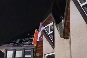 NSD: Usvojena inicijativa za isticanje trobojke na zgradi Opštine...