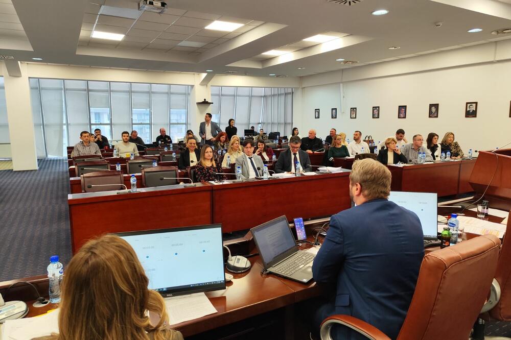 Sa sjednice, Foto: Siniša Luković