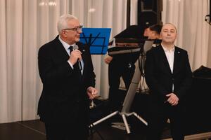 Mandić očekuje "ubjedljivu pobjedu" na izborima 2027.