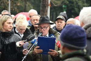 Joksimović: Poništiti odluku o povećanju penzija od 0,38 odsto i...