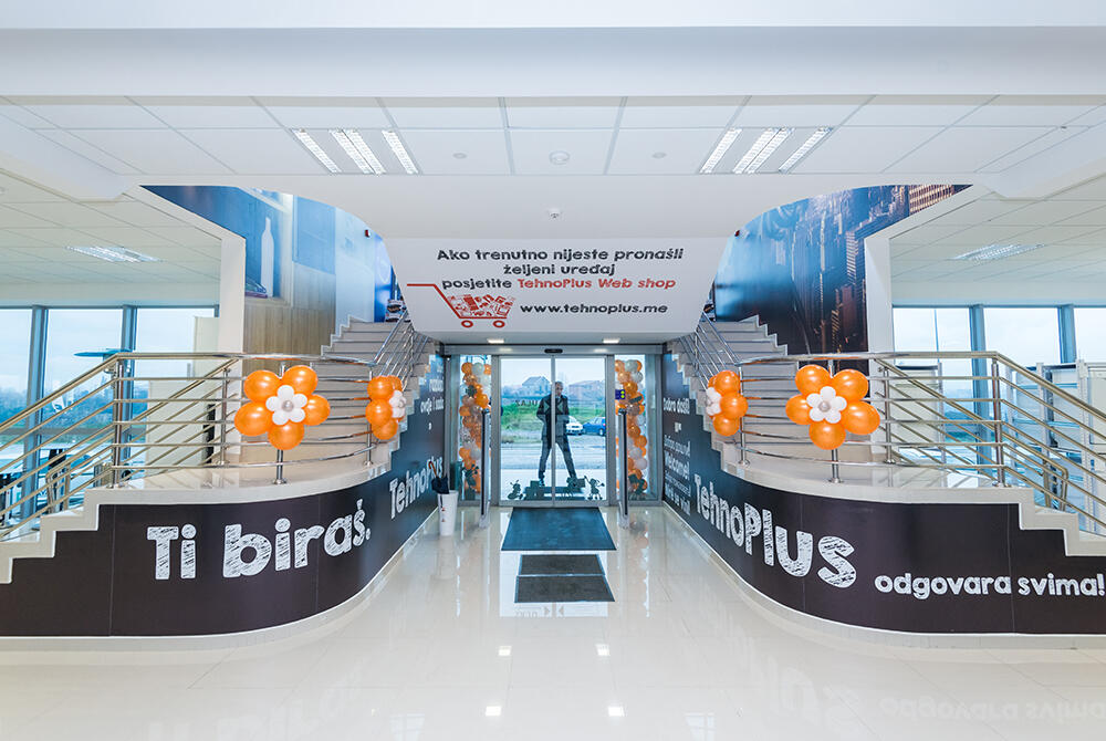 <p>Hoću da vam kažem nešto važno! HVALA!!!</p>