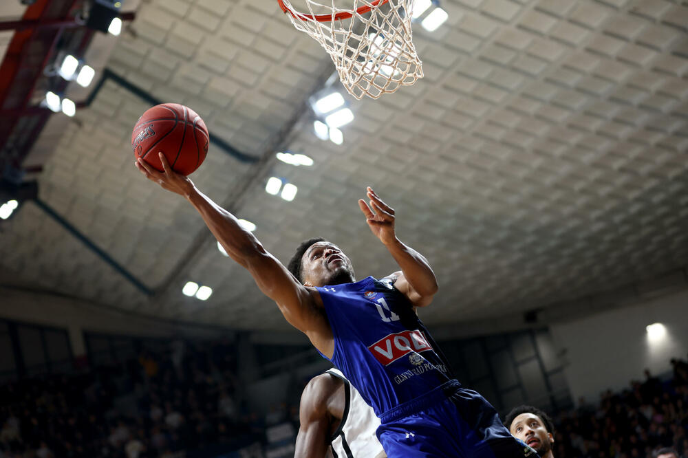 Jogi Ferel će imati proliku da se "osveti" Klužu za dva poraza iz 2023, Foto: KK Budućnost Voli/Filip Filipović