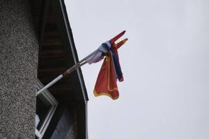 Ni manjina, ni pravo na zastavu: Žabljak, Srbi i simboli