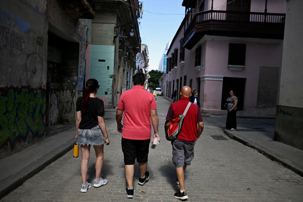 <p>Uprkos američkom naftnom embargu i isključenjima struje, u Havani se život odvija normalno. To bi uskoro moglo da se promijeni</p>