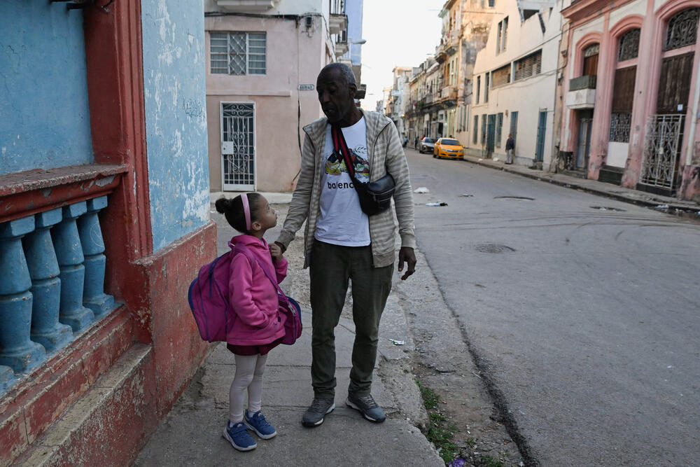 <p>Uprkos američkom naftnom embargu i isključenjima struje, u Havani se život odvija normalno. To bi uskoro moglo da se promijeni</p>