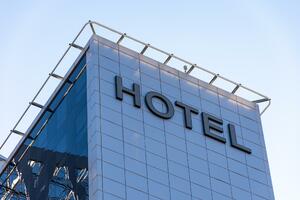 Hotel kao štab podzemlja: Zelenašenje u Crnoj Gori (17)