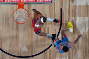 Edžkomb heroj večeri i MVP, Karterov tim nadmudrio Entonijevu ekipu