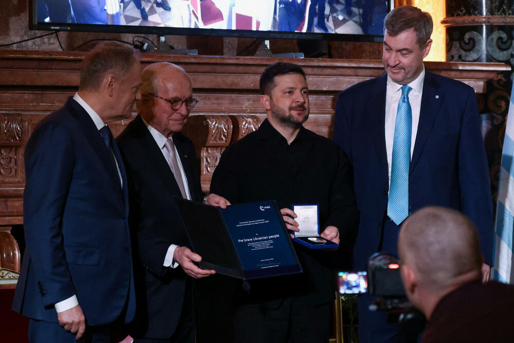 Zelenski prima nagradu