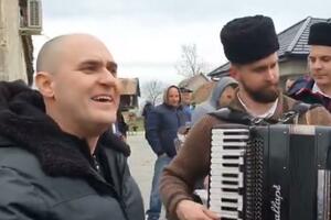 Poslanik u Hrvatskoj veličao Pavelića, predstavnik vladajuće...