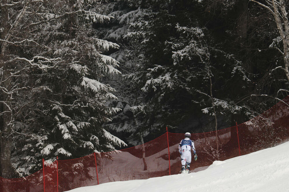 Tragičar: Mekgrat nije mogao da se smiri nakon što nije završio drugu vožnju, Foto: Reuters