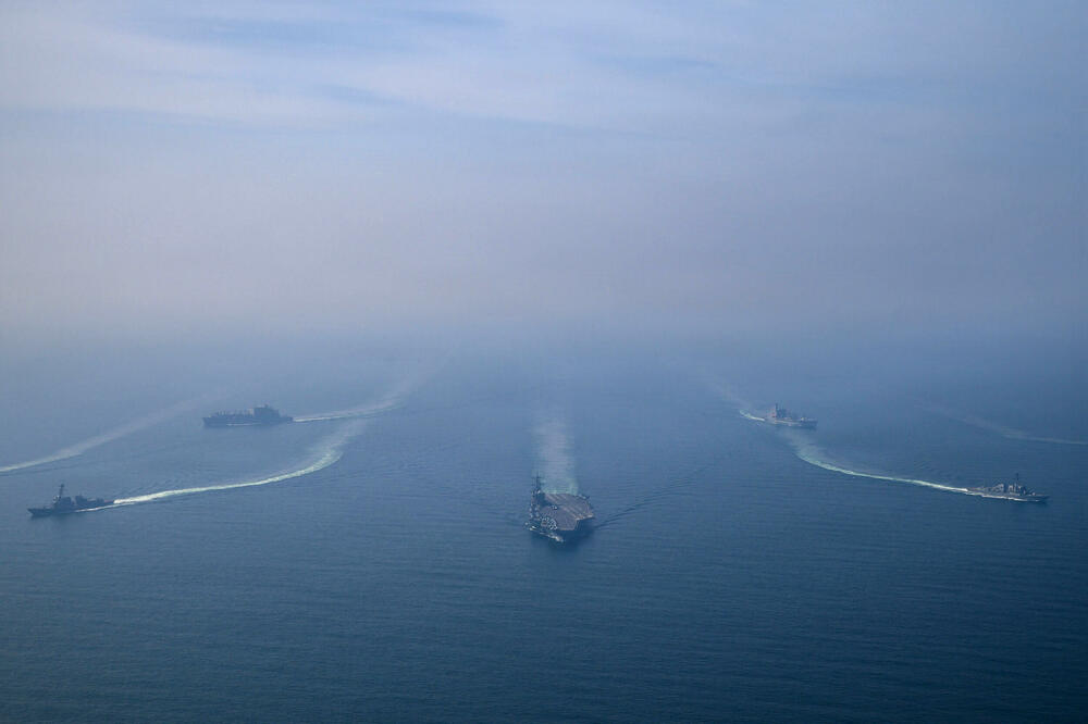 BBC Verifaj: Potvrđena lokacija američkog nosača aviona "Abraham...