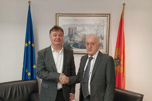 Aleksić: Vlada čini sve što može da se poprave uslovi života na...