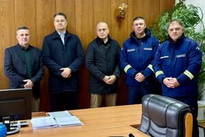 Rudnik uglja Pljevlja nagradio vatrogasce i donirao opremu Službi...