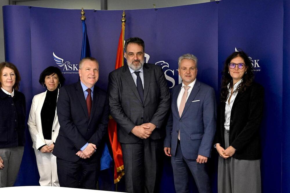 Sa sastanka, Foto: ASK