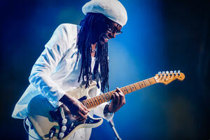 Sa svima saradnja glatka, sem sa Džonom Majerom